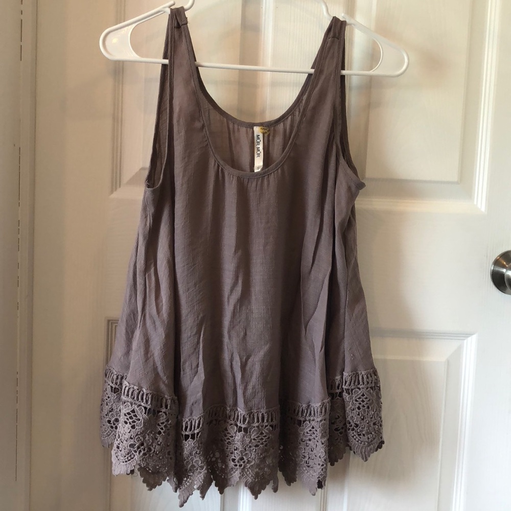 Swing Tank